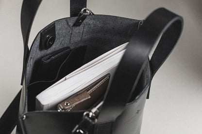 Model Bucket - Black